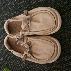 Hey dudes Wendy size 5